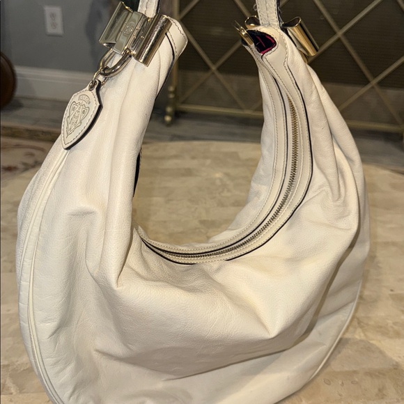 Gucci Cream Duchessa Leather Bag with Gucci Lining - Picture 1 of 10